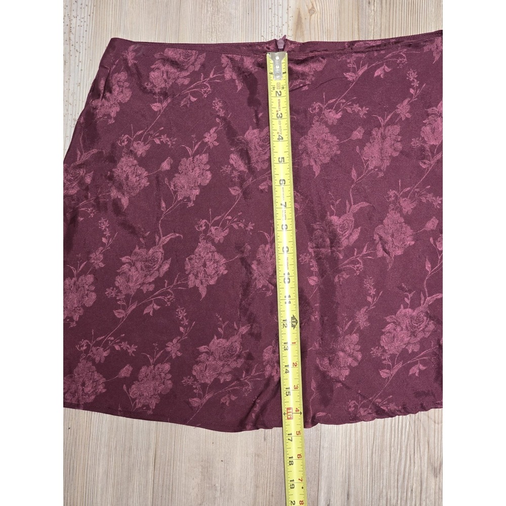 Cotton On Burgundy Satin Floral Mini Skirt Womens M Y2K Coquette Romantic Wine - Picture 4 of 6
